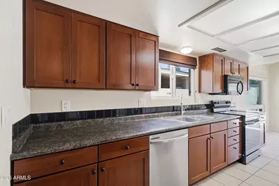 19037 N 6th Street, Phoenix, AZ 85024 - Photo 14