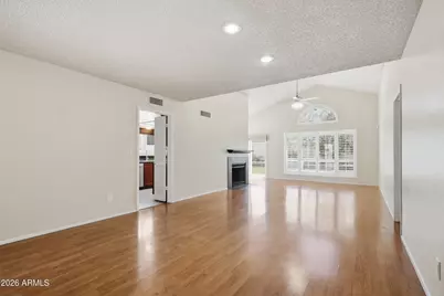 19037 N 6th Street, Phoenix, AZ 85024 - Photo 6