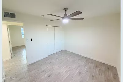 8843 N 40th Avenue, Phoenix, AZ 85051 - Photo 14