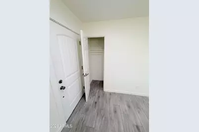 8843 N 40th Avenue, Phoenix, AZ 85051 - Photo 20