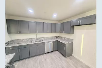 8843 N 40th Avenue, Phoenix, AZ 85051 - Photo 28