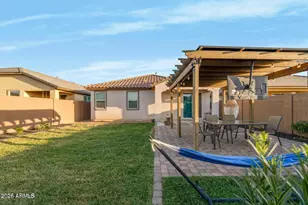 9416 W Heatherbrae Dr, Phoenix, AZ 85037 - Photo 20