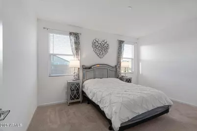 9416 W Heatherbrae Drive, Phoenix, AZ 85037 - Photo 8