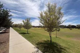 9416 W Heatherbrae Dr, Phoenix, AZ 85037 - Photo 28