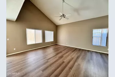 10453 N 76th Drive, Peoria, AZ 85345 - Photo 8