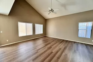 10453 N 76th Dr, Peoria, AZ 85345 - Photo 8