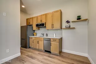 9024 N 28th St, Phoenix, AZ 85028 - Photo 36
