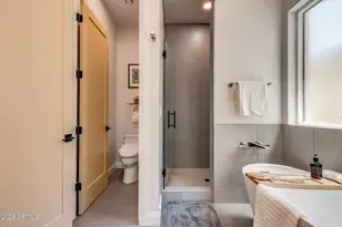 9024 N 28th St, Phoenix, AZ 85028 - Photo 26