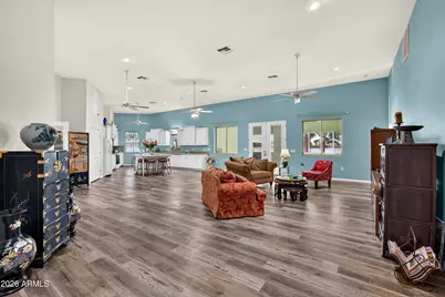 15758 S Maui Circle, Arizona City, AZ 85123 - Photo 4