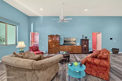 15758 S Maui Circle, Arizona City, AZ 85123 - Photo 6