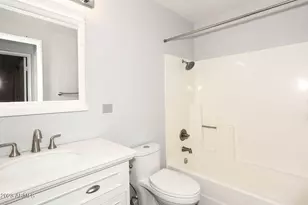 522 W Blackhawk Dr, Phoenix, AZ 85027 - Photo 16