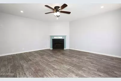 522 W Blackhawk Drive #4, Phoenix, AZ 85027 - Photo 10