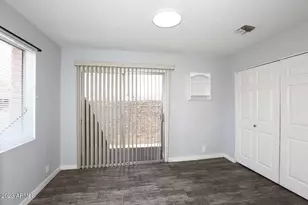 522 W Blackhawk Dr, Phoenix, AZ 85027 - Photo 14