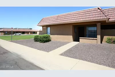 522 W Blackhawk Drive #4, Phoenix, AZ 85027 - Photo 2