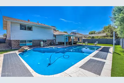 8720 E San Miguel Avenue, Scottsdale, AZ 85250 - Photo 24