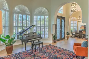 10674 E Saddlehorn Dr, Scottsdale, AZ 85258 - Photo 12