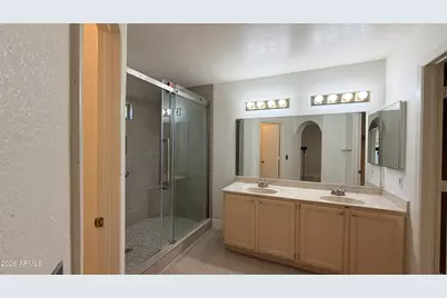 1559 E Whitten Street, Chandler, AZ 85225 - Photo 10