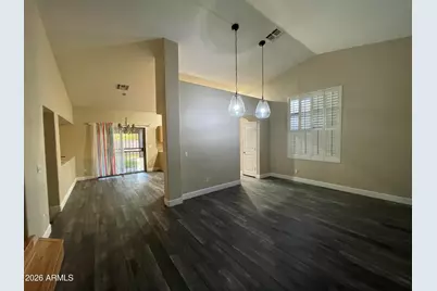 5168 W Morten Avenue, Glendale, AZ 85301 - Photo 2