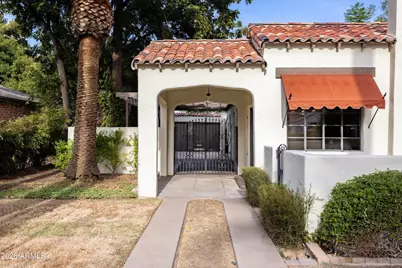 2207 N 11th Avenue, Phoenix, AZ 85007 - Photo 2
