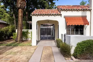2207 N 11th Ave, Phoenix, AZ 85007 - Photo 2