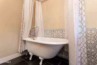 2207 N 11th Avenue, Phoenix, AZ 85007 - Photo 18