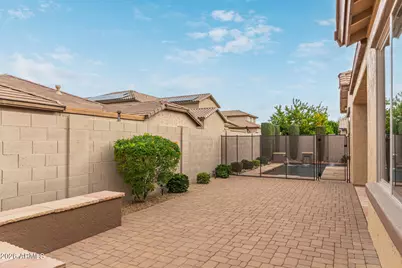 9058 W Redbird Road, Peoria, AZ 85383 - Photo 34