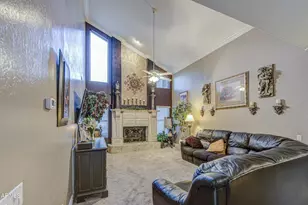2201 E Tahitian Way, Gilbert, AZ 85234 - Photo 20