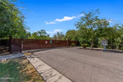 2720 W Harvest Groves Lane, Phoenix, AZ 85041 - Photo 92