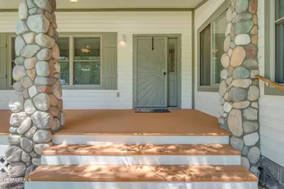 2720 W Harvest Groves Lane, Phoenix, AZ 85041 - Photo 4