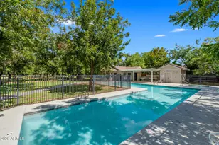 2720 W Harvest Groves Ln, Phoenix, AZ 85041 - Photo 50