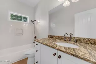 2720 W Harvest Groves Ln, Phoenix, AZ 85041 - Photo 30