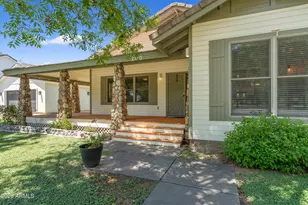 2720 W Harvest Groves Ln, Phoenix, AZ 85041 - Photo 1