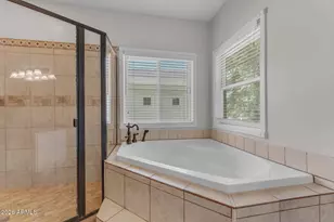 2720 W Harvest Groves Ln, Phoenix, AZ 85041 - Photo 44