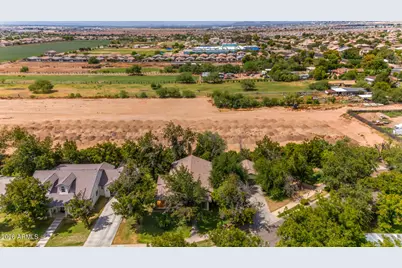 2720 W Harvest Groves Lane, Phoenix, AZ 85041 - Photo 56