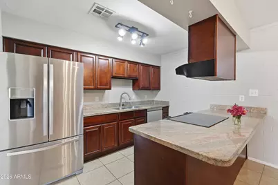 1317 E Desert Cove Avenue, Phoenix, AZ 85020 - Photo 2