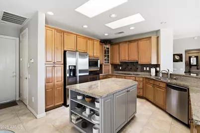 18461 N Hibiscus Lane, Surprise, AZ 85374 - Photo 8