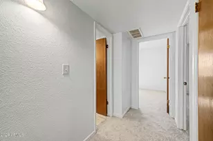 8841 N 12th Pl, Phoenix, AZ 85020 - Photo 18