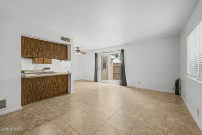 8841 N 12th Place, Phoenix, AZ 85020 - Photo 4