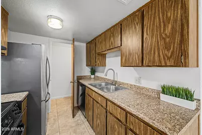 8841 N 12th Place, Phoenix, AZ 85020 - Photo 10
