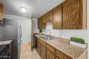 8841 N 12th Pl, Phoenix, AZ 85020 - Photo 10