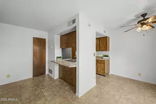 8841 N 12th Pl, Phoenix, AZ 85020 - Photo 8