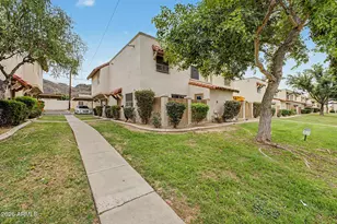 8841 N 12th Pl, Phoenix, AZ 85020 - Photo 1