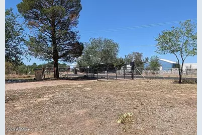 2387 N Maricopa Street, Chino Valley, AZ 86323 - Photo 2