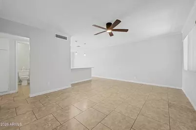 721 E Montebello Avenue #210, Phoenix, AZ 85014 - Photo 6