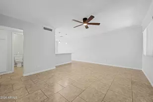 721 E Montebello Ave, Phoenix, AZ 85014 - Photo 6