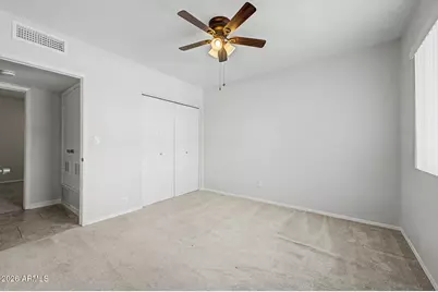 721 E Montebello Avenue #210, Phoenix, AZ 85014 - Photo 12