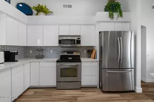 35522 N 11th Ave, Phoenix, AZ 85086 - Photo 16