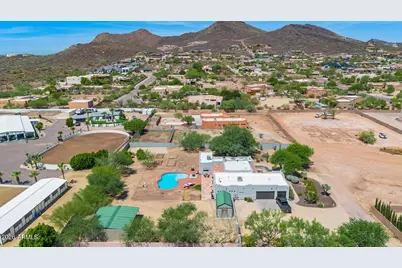 35522 N 11th Avenue, Phoenix, AZ 85086 - Photo 38