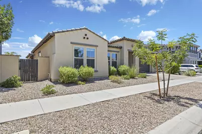 10339 E Topaz Avenue, Mesa, AZ 85212 - Photo 2