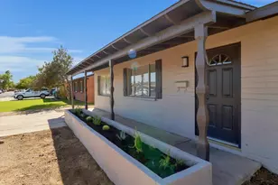 6014 W Avalon Dr, Phoenix, AZ 85033 - Photo 1